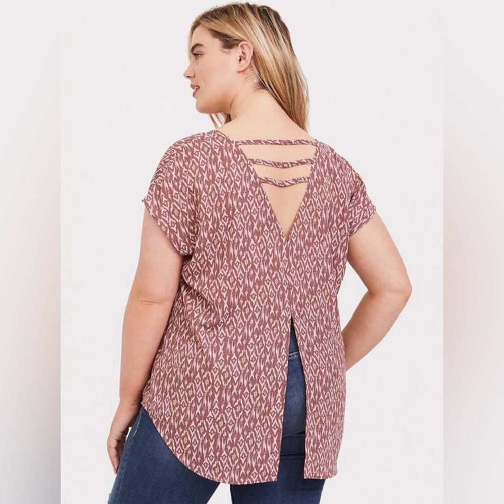 NWT New Torrid Georgette Strappy Split Back Blouse 0
